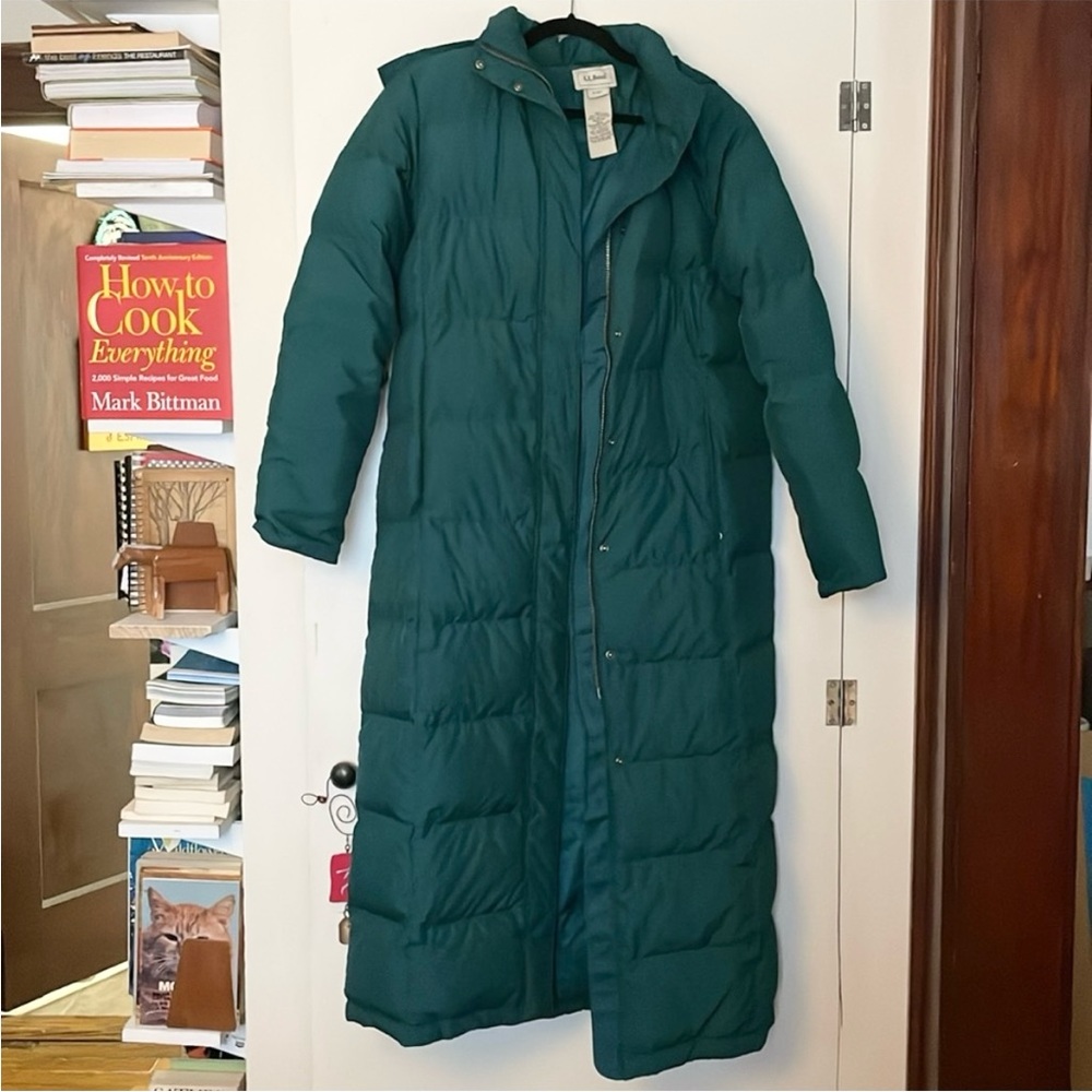 EUC LL Bean Green Ultrawarm Down Coat - Long - with Hood